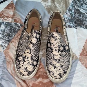 RHONA animal print slip ons, size 8.5